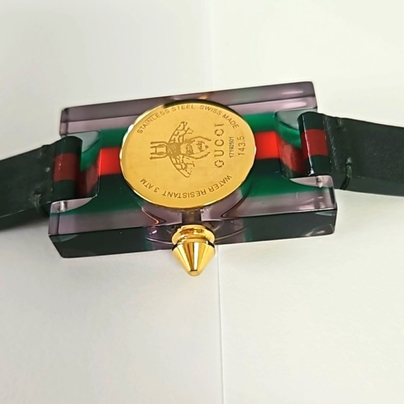Authentic Gucci Watch Red Green Plexiglass Gold Bee Modern Luxury Designer Watch - Picture 15 of 16